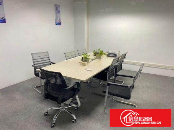 （独门独院）汽车站旁，楼上200平办公加车间，精装修，带前台