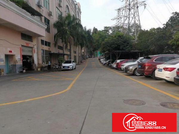 华为旁新出三楼158平带装修，空地大，形象好，业主直租