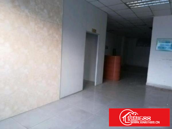 平湖鹅公岭工业区标准厂房二楼580平行业不限