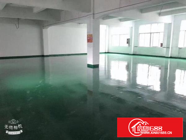 锦厦二楼500平方厂房招租，全新地坪漆主线已拉好有电梯