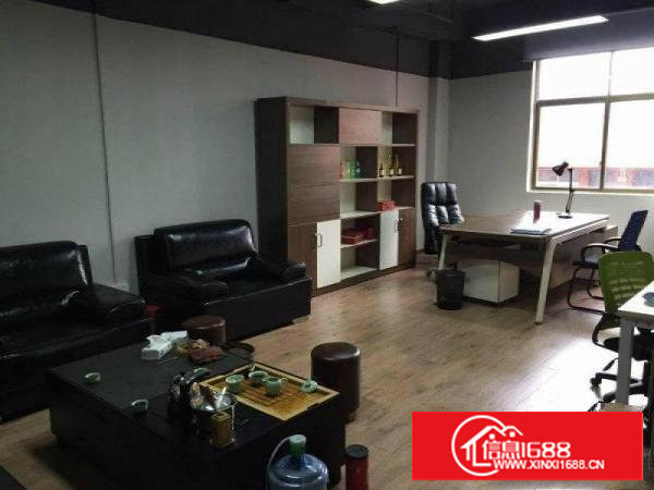 近商业街，独立车间，好招工，地段好2500平方招租