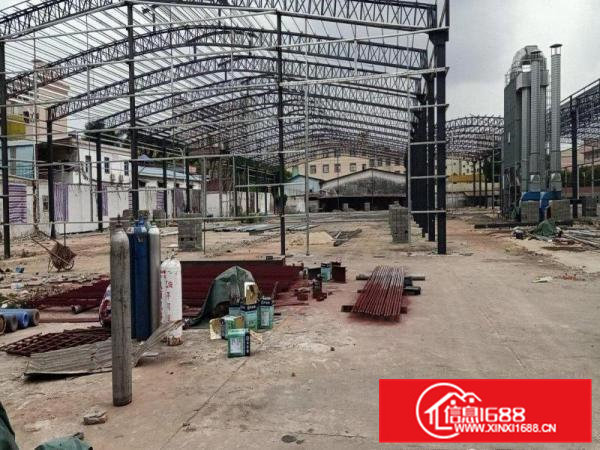 新出钢结构8米高全新5月全部交房，总面际8800平方