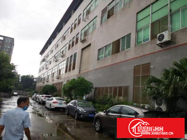 平湖原业主独院厂房分租三楼2200平分租，带办公室装修好急租