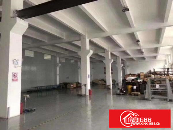 原房东凤岗工业区一楼650方带牛角办公室，高度6米，空地大