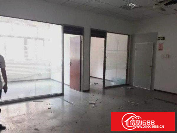 横岗华乐路二楼1060平厂房招租有水电、货梯