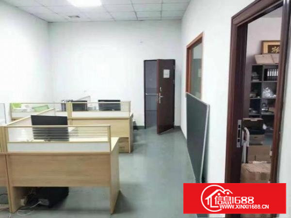 精装修！长安街口广深高速旁，电子厂720平方出租