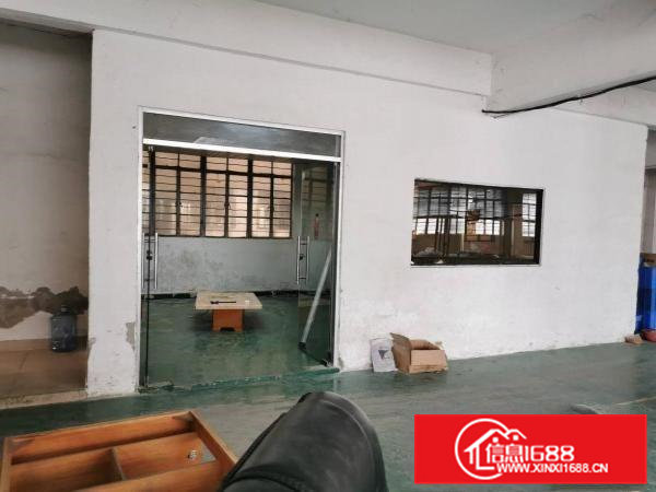 凤岗村委厂房二三楼各950平米出租带装修水电办公室地坪漆都有