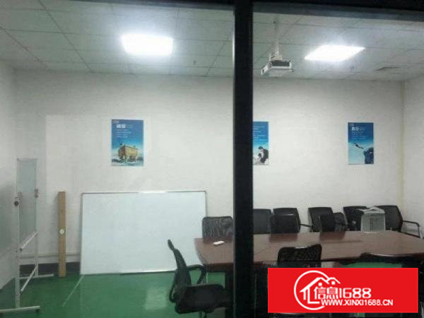 百花洞新出园区标准二楼1580平厂房出租，精装修，无转让费！