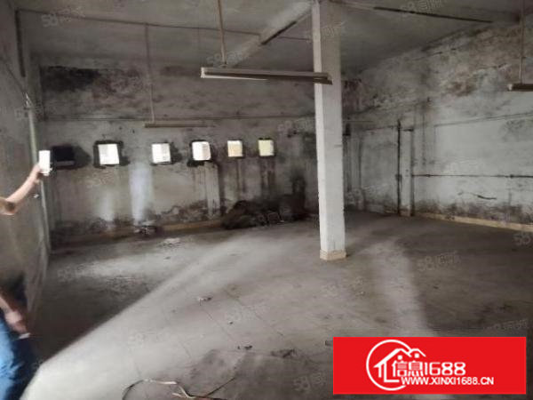 龙岗新生280平方独院一楼7000元一个月