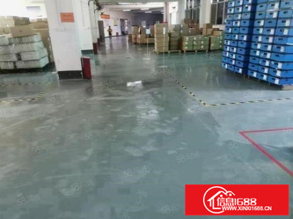 凤岗工业园楼上空出1100平方带装修出租