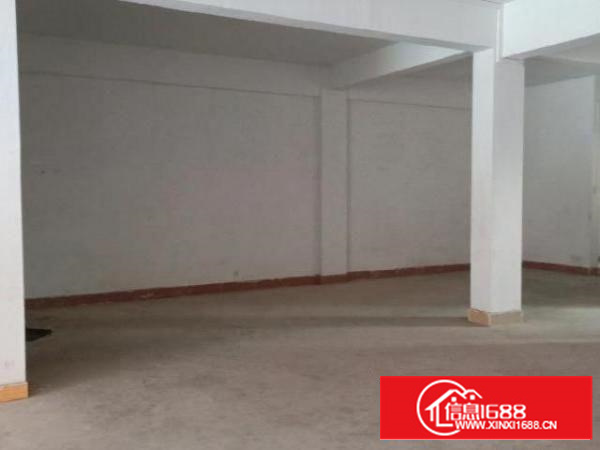 位于增埗塘边村一号球场小型厂房