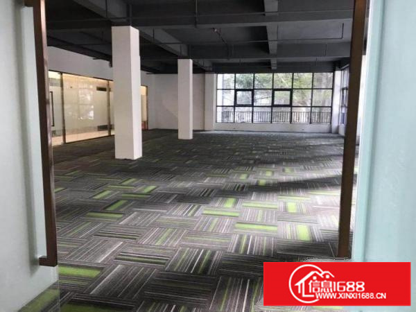坂田地铁站本真楼158平米带装修出租
