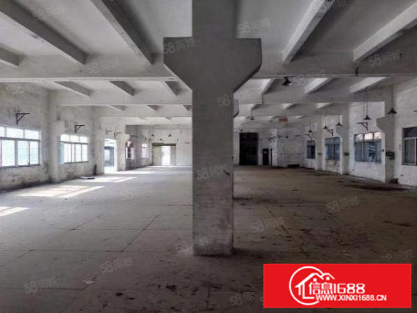 凤岗独门独院厂房出租，水电齐全，空地超大，主干道边上