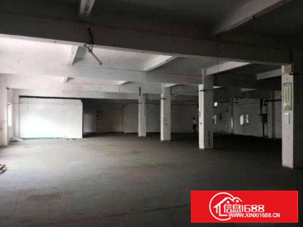 四村工业区楼上新出950平厂房出租带电梯可办环评交通便利