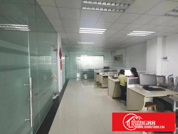 塘厦石鼓新空出楼上400平方，精装修，适合做贸易，电商