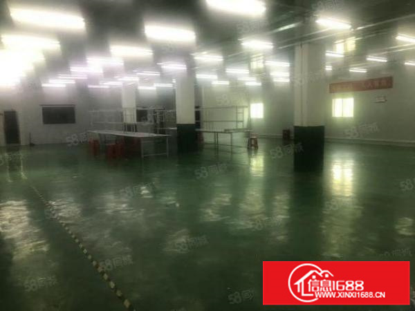 坪山碧岭楼上900平方分租，现成装修水电齐全。