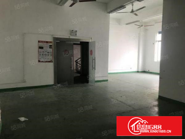 石岩塘头村原房东！楼上280平现成装修厂房出租！