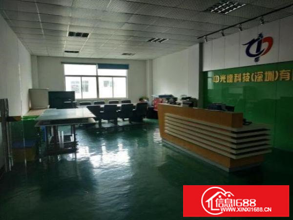 龙岗朱古石爱联工业区，1楼现成地坪漆，2楼豪华办公室。