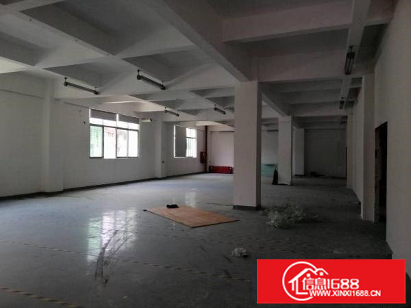 坂田天安云谷2800平方带装修电商贸易仓库大小面积可分租