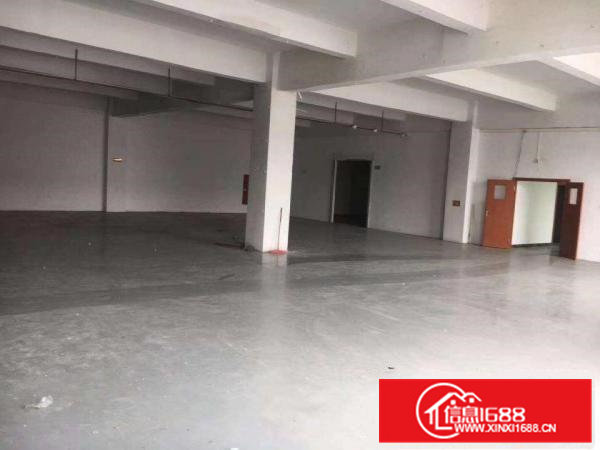 光线好带精装修办公室凤岗成熟工业区楼上1100平厂房出租