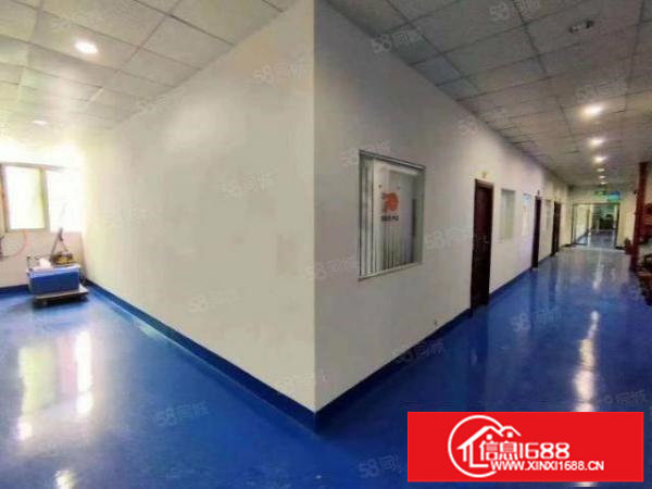 观澜新田新出楼上360平精装修厂房出租水电齐全