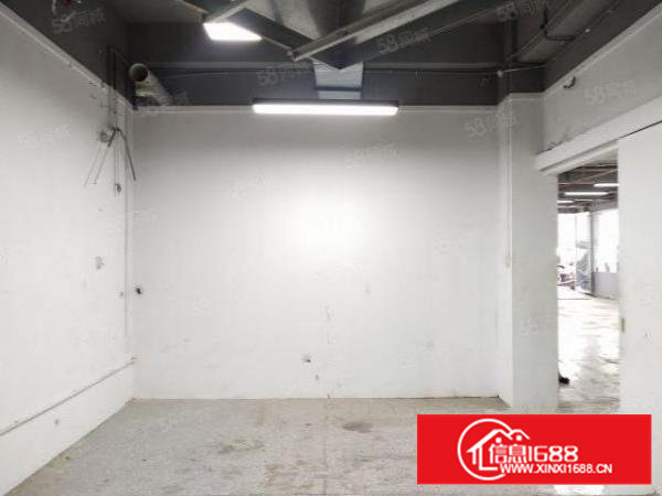 西乡，鹤洲大型工业园，新出一楼厂房380平，带装修，水电齐全