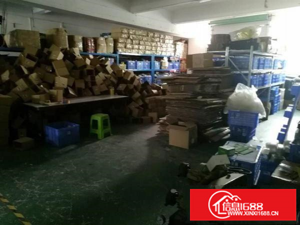 横岗永湖地铁站350平方精装修厂房出租，拎包入住