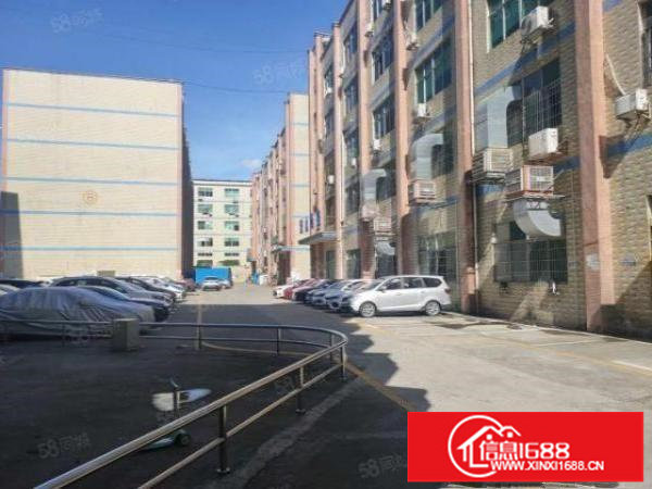 宝坤工业2000平大面积可分租，交通便利，水电全齐