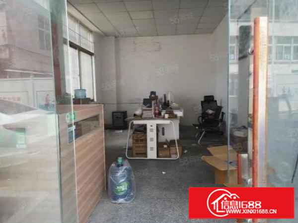 坂田五和地铁口附近一楼628平米仓库出租