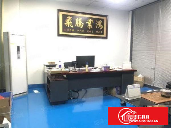 石岩汽车站附近，新出480平，全新带精装修厂房