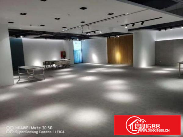 坪山大工业区5680平米厂房带地坪漆隔好精装修办公室