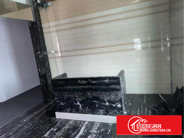 横岗街道办附近700平方精装修厂房出租