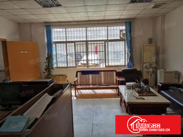 标准厂房一楼面积约1050平方米现成办公室