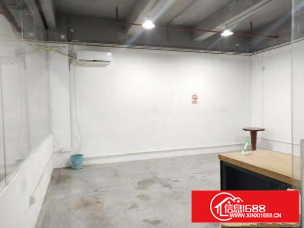 西乡，鹤洲大型工业园，新出一楼厂房380平，带装修，水电齐全