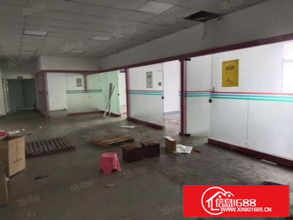 龙岗爱联嶂背工业区二楼现成装修好的1100平方出租