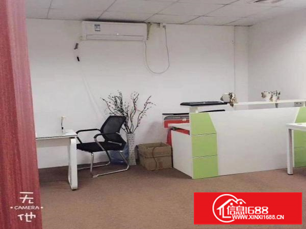 龙岗横岗地铁站500米出新出3楼200平办公场地招租无转让费