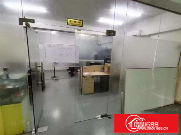 电费便宜凤岗金凤凰一楼带牛角现成行车厂房出租1000平