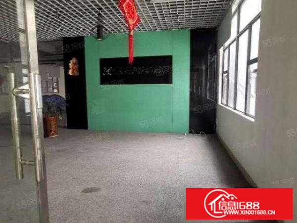 大浪商业中心精装修厂房仓库600平200平起分租有三吨货梯。