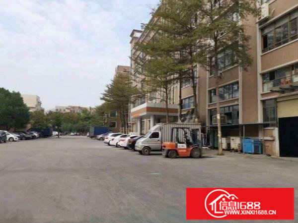 横岗万利路一楼2350平，豪华装修厂房出租，可分租，消防过关