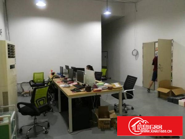 坂田南坑带精装修300平方厂房出租