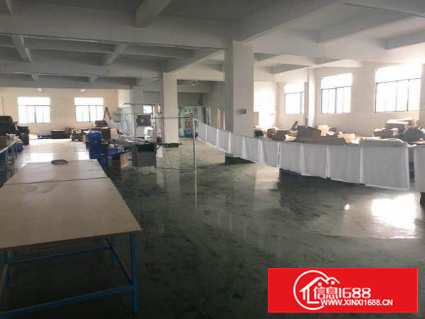 塘厦诸佛岭原房东独门独院标准厂房二楼1400平方，可办环评