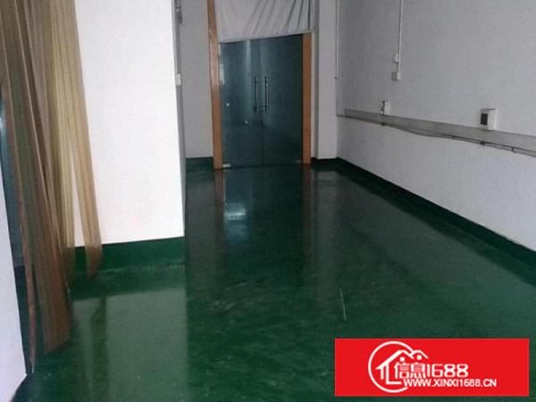 坪山六联新出楼上550平方原房东无公摊厂房急租