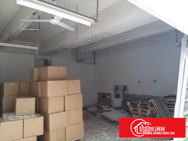 平湖广场附近业主直租仓库，面积1000平方