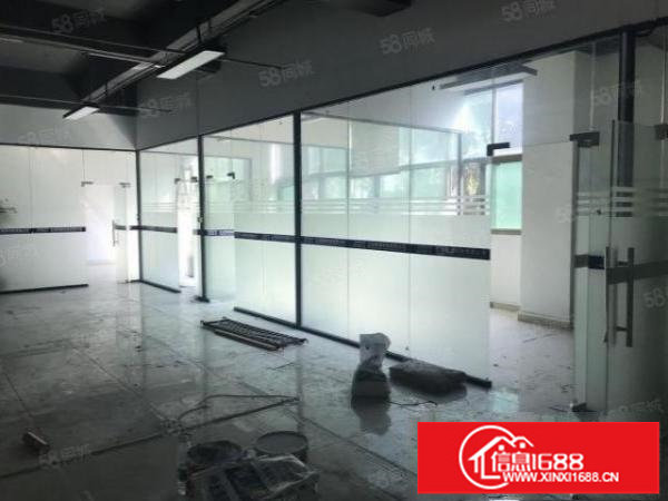 坂田五和地铁站新出200平380平方带精装修出租