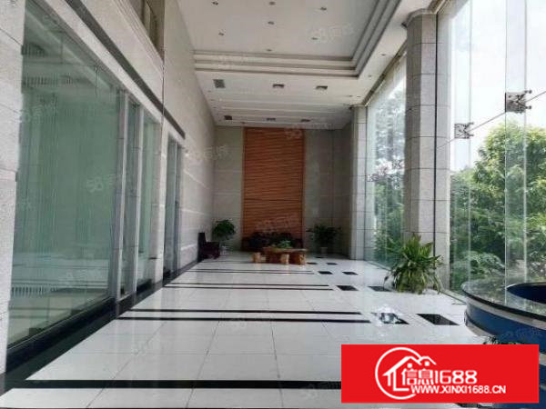 观澜福民润塘工业区新出楼上1000平方带精装修大小可分出租！