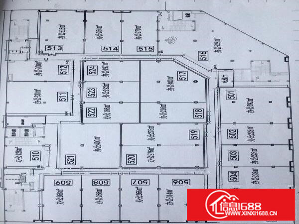 一楼6000平方，适合汽车展厅画室展厅