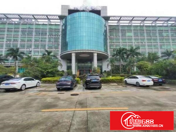 龙岗宝龙生物医疗产业园楼上1750平方红本厂房招租，有补贴.