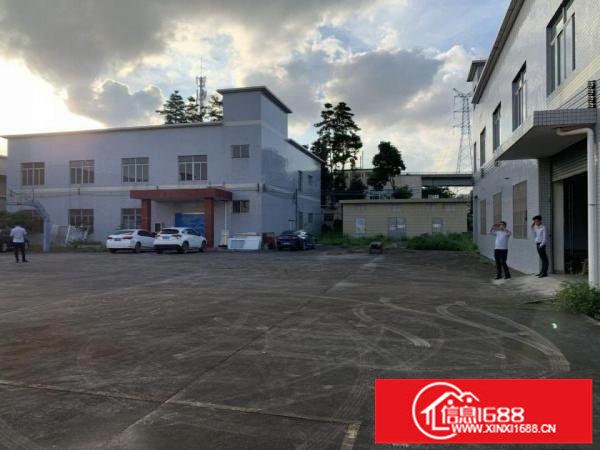 高速路口独院厂房出租8100平空地4千平免费用无行业限制可分