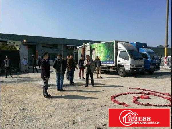 常平客户自用仓库分租1000平方，靠近高速出口