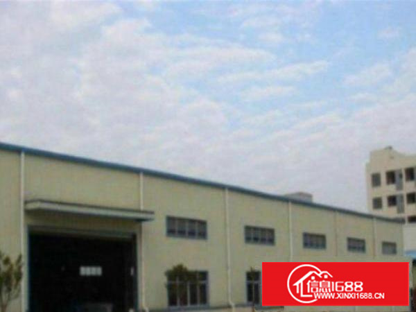 简易钢构厂房2000平米，宿舍800平米